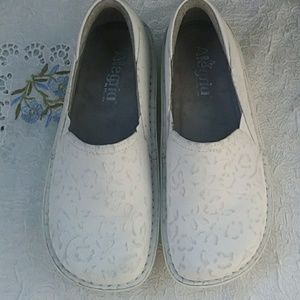Alegria White Nursing Shoes with Flowers